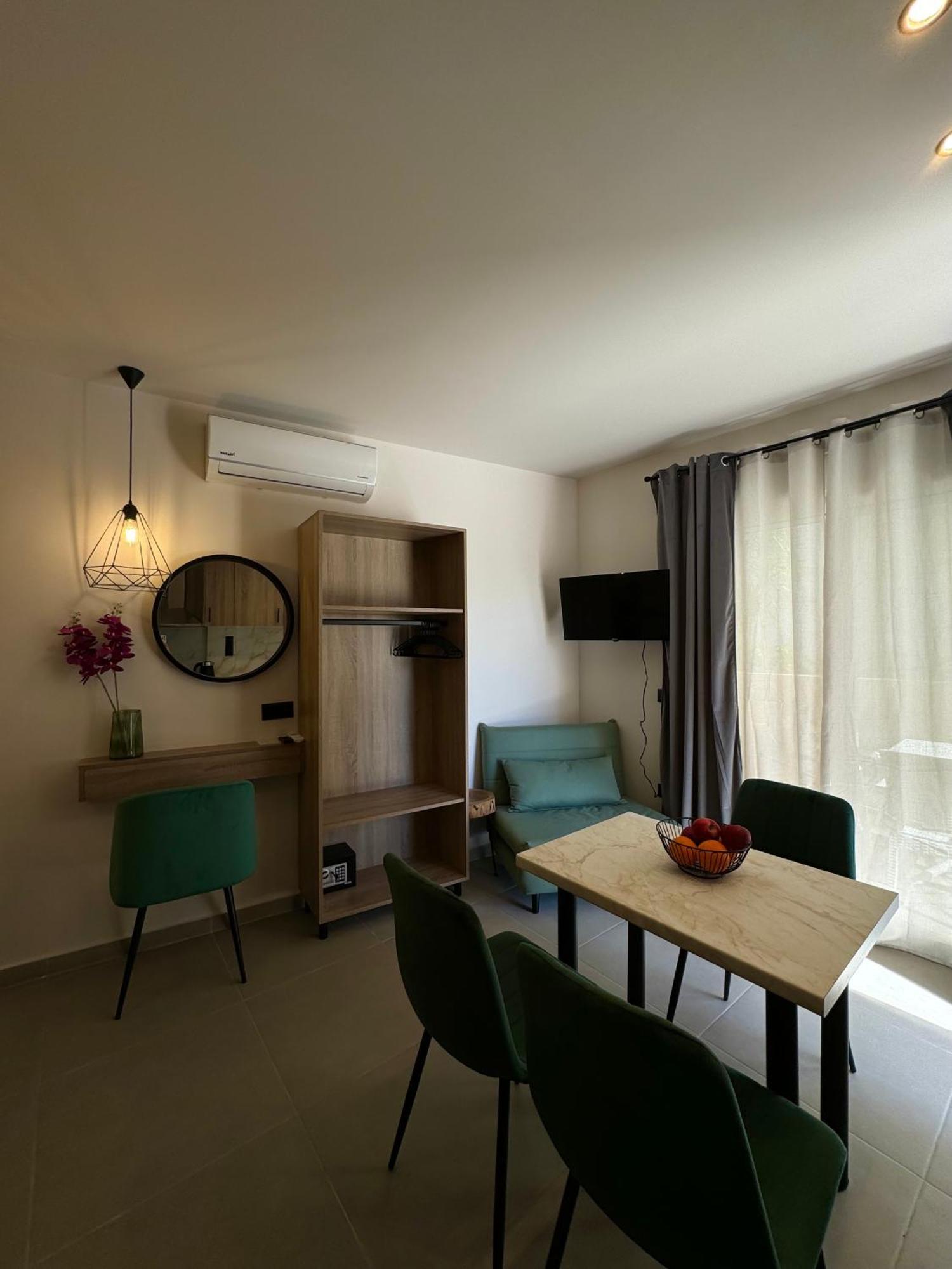 Bay View Apartment Faliraki Ngoại thất bức ảnh